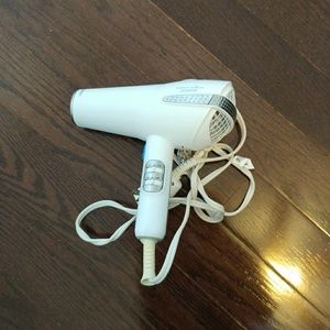 Hair dryer